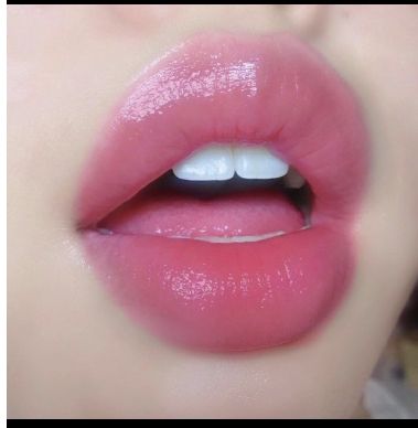 Pink Lip Aesthetic, Fuller Lips Naturally, Juicy Lips, Perfect Lips, Beauty Goals, Lip Fillers, Beautiful Lips, Glossy Lips, روتين العناية بالبشرة