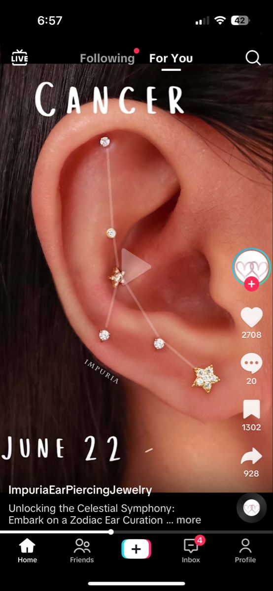 Constalation Ear Piercings, Zodiac Signs Ear Piercings, Constellation Piercings, Tattoos And Piercings, Constellations, Ear Piercings, Zodiac Signs, Fitness Fashion, Piercings