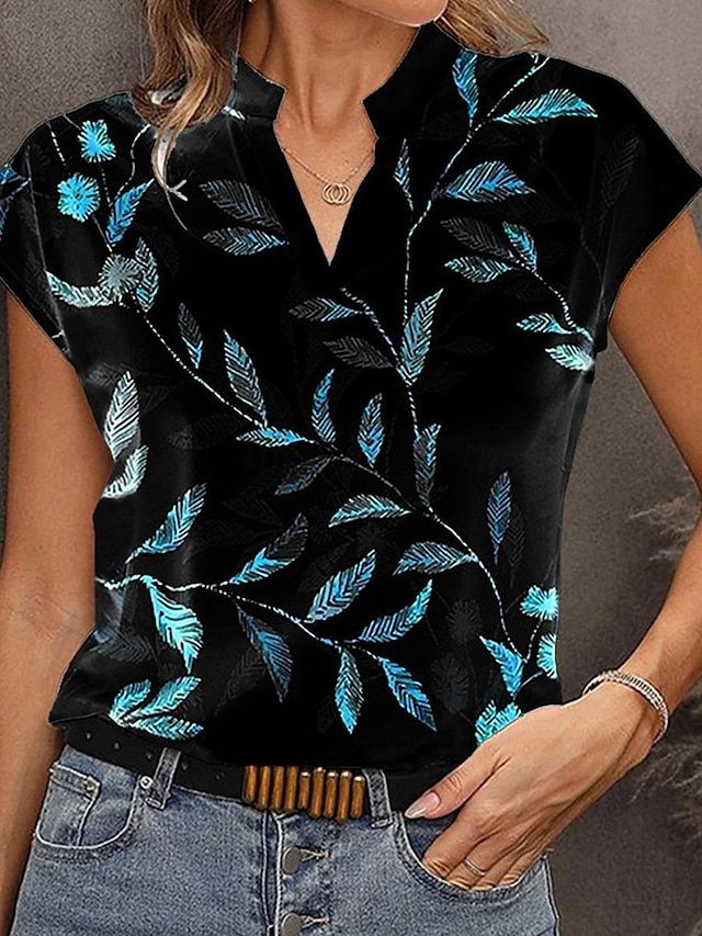 Women's T shirt Tee Floral Print Daily Fashion Modern Short Sleeve V Neck Black Summer 2024 - $18.99 Mode Prints, Summer Prints Fashion, Women Shirts Blouse, Coraline, Modern Prints, French Fashion, Womens Fashion Casual, Types Of Collars, Urban Fashion