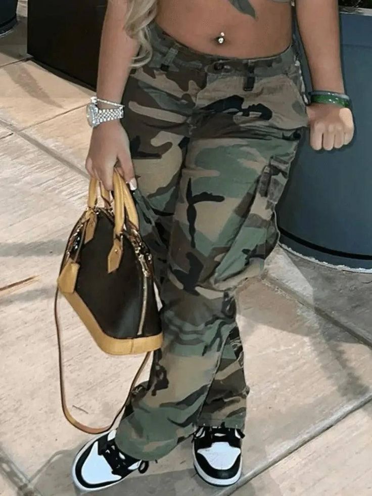 Plus Size Camo Pants | Mid Waist Cargo Pants for Women - LOVEMI Urban Street Style Women, Beyonce Concert Outfit, Plus Size Street Style, Dunks Outfit, Celana Kargo, Celana Fashion, Camouflage Fashion, Baby Boy Swag, Camouflage Outfits