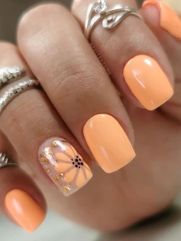 Gel Coral Nails, Summer Nails 2024 Color Trends Dip, Peach Gel Nails Design, Short Dip Nails Summer 2024, Summer Nail Colors 2024 Dip, Summer 2024 Nails Design, August Nails Acrylic, Simple Summer Nails 2024, Short Summer Gel Nails