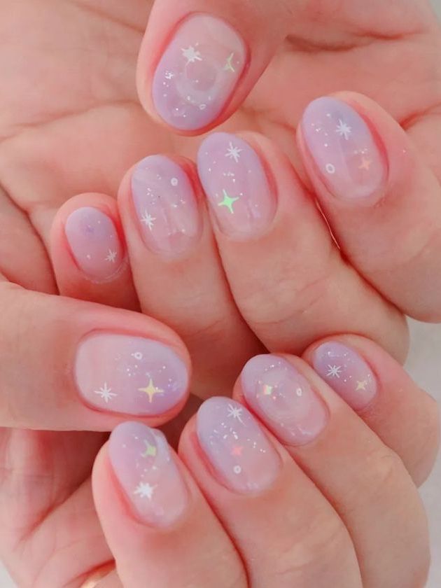 shimmery light purple ombre nails with sparkles Korean Nails Ideas Short, Ombre Nail Purple, Korean Star Nails, Ombre Nails Korean, Korean Nail Art Aesthetic 2024, Lilac Short Nails, Nails Lilac, Purple Cute Nails, Douyin Nails Purple