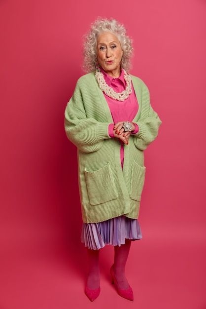 Grandma Aesthetic Outfit, Elderly Clothes, Old Lady Clothes, Old Lady Fashion, Old Lady Dress, Grandma Clothes, Elderly Woman, Grandma Fashion, Stylish Photo