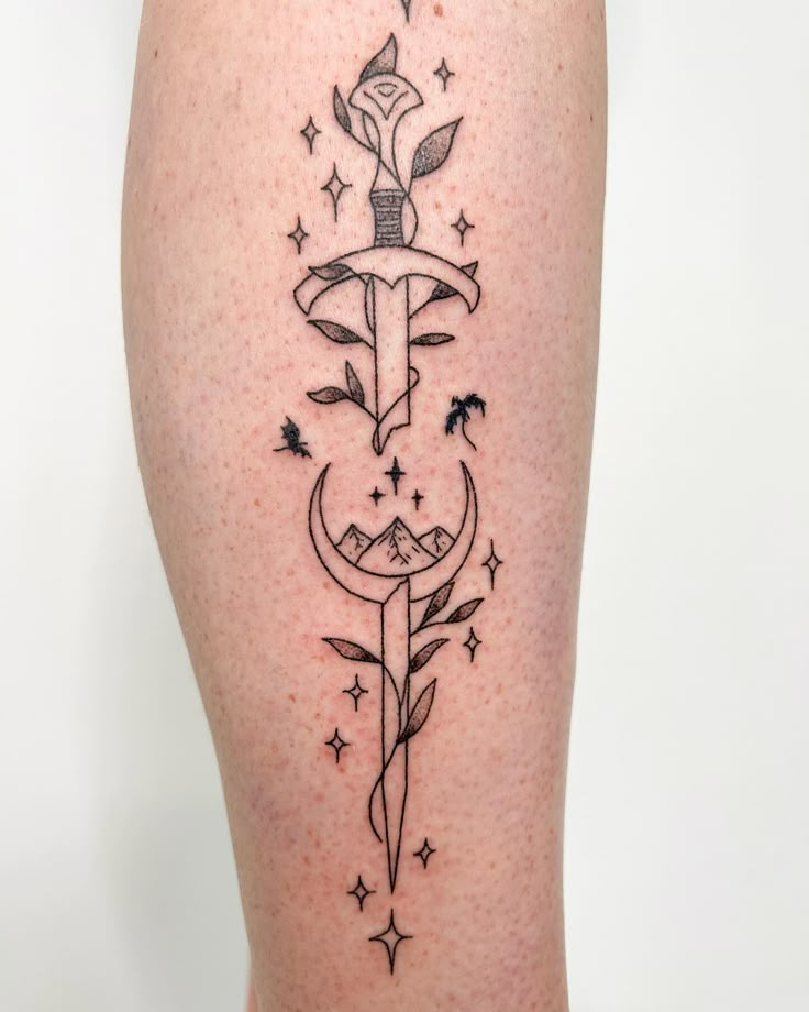 Thorn Tattoo, Bookish Tattoos, Father Tattoos, Tarot Card Tattoo, Tattoo Dragon, Fantasy Tattoos, Dad Tattoos, Court Of Thorns And Roses, Tattoo Design Book