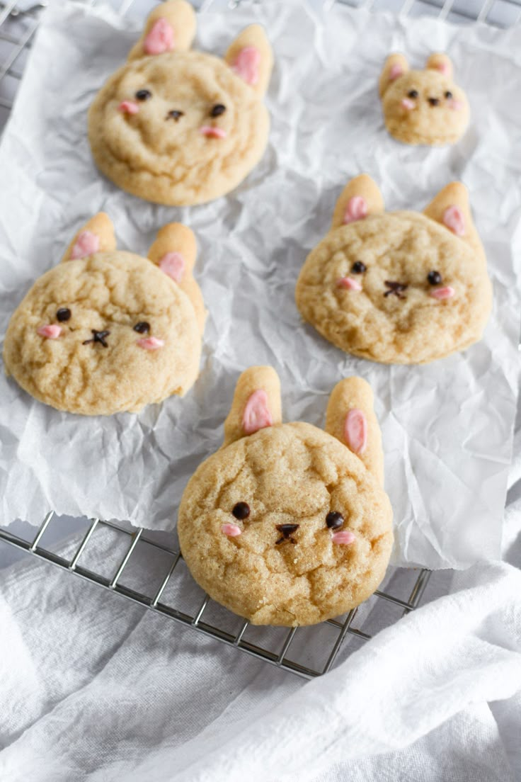 six cookies with bunny ears on top of them