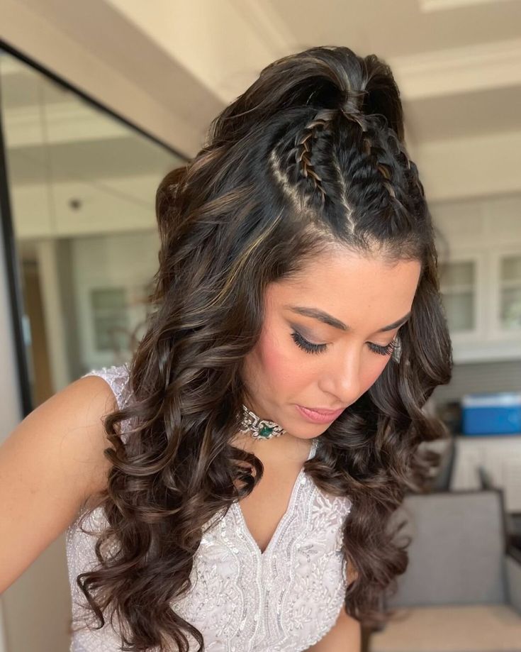 Half Ponytail With Braid, Hairstyle Astethic, Navratri Hairstyles Ponytail, Curl Hairstyles With Braids, Half Curls Hairstyles, Simple Hairstyles For Long Hair For Wedding, Hairstyles Easy For Wedding, Braided Hairstyles With Ponytail, Braided Ponytail Hairstyles Wedding