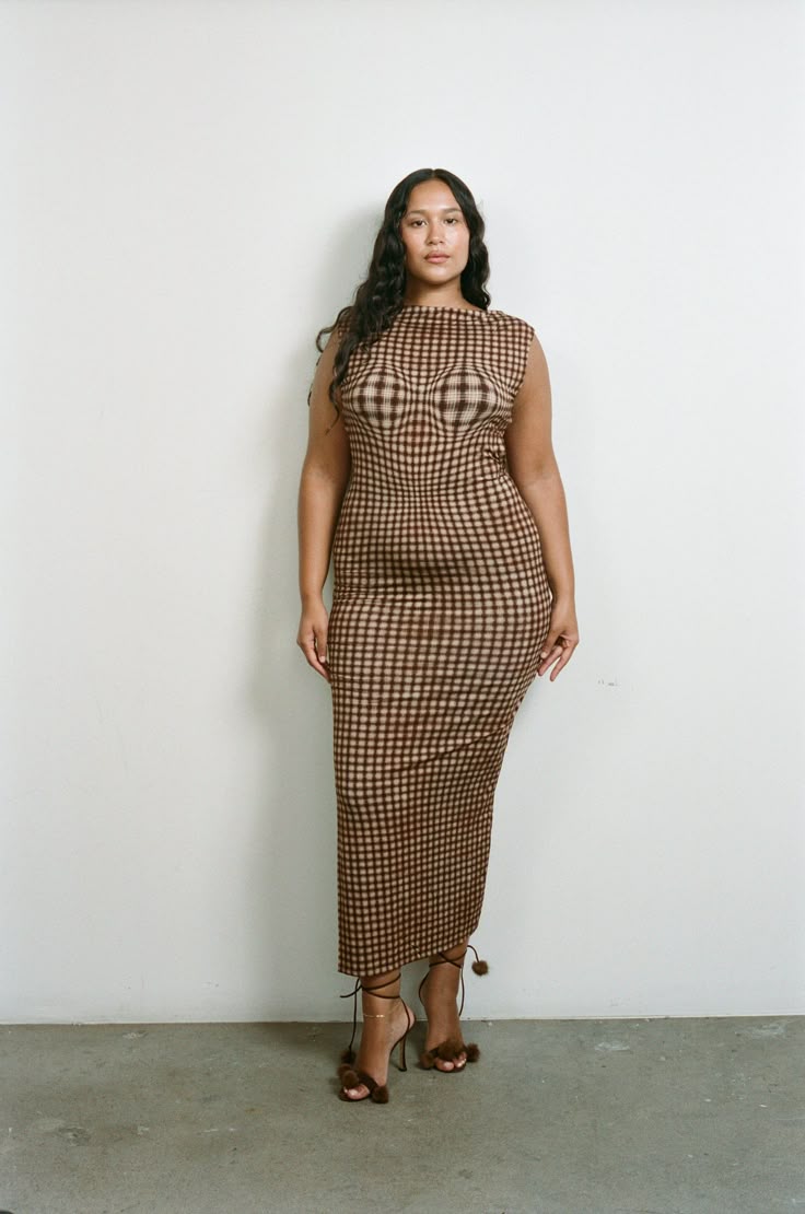 SELENA DRESS WARPED PLAID Selena Dresses, Fall Attire, Ginger Dress, Button Up Maxi Dress, Campaign Fashion, Ibiza Outfits, Plus Size Brands, Fashion Figures, Classy Casual Outfits