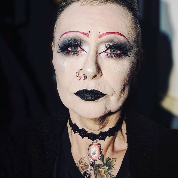 Goth don't have an age. If you are goth in heart it isn't a phase.  It is you!  Be a proud #older_goth #eldergoth #goth Goth Female, Goth Makeup Looks, Smudged Eyeliner, Pale Complexion, Anime Goth, Glam Wedding Makeup, Goth Women, Lips Shades, Goth Makeup