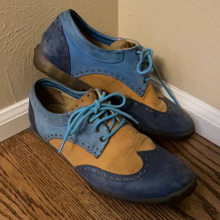 Gently Used. High End Leather Shoes With Clear Soles. Soles Say “Know The Future. Decide Well Today. Dressing Shoes, Low-top Leather Lined Oxfords For Derby, Blue Low-top Oxfords With Brogue Detailing, Semi-formal Leather Oxfords With Branded Insole, Semi-formal Blue Brogue Leather Shoes, Vintage Leather-lined Oxfords For Derby, John Fluevog Shoes, John Fluevog, Brown Color