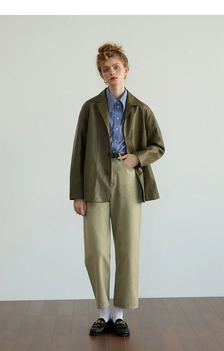 Minimalist Style Midsize, Nonbinary Office Fashion, Nonbinary Professional Fashion, Androgynous Professional Outfits, Queer Office Fashion, Androgynous Outfits Women, Casual Androgynous Outfits, Non Binary Business Casual, Amab Nonbinary Fashion