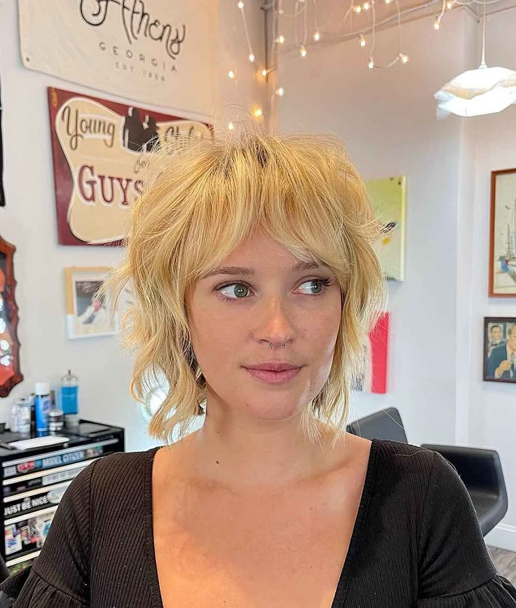 Kort Bob, Shag Hair, Modern Shag Haircut, Short Shaggy Haircuts, Short Shag Haircuts, Shaggy Short Hair, Short Shag Hairstyles, Shaggy Haircuts, Shag Haircuts