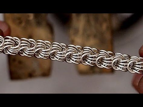 Jump Ring Jewelry, Wire Tutorials, Chainmail Jewelry, Diy Jewelry Tutorials, Metalwork Jewelry, Chain Maille Jewelry, Chain Maille, Jewelry Chain, Jewelry Techniques