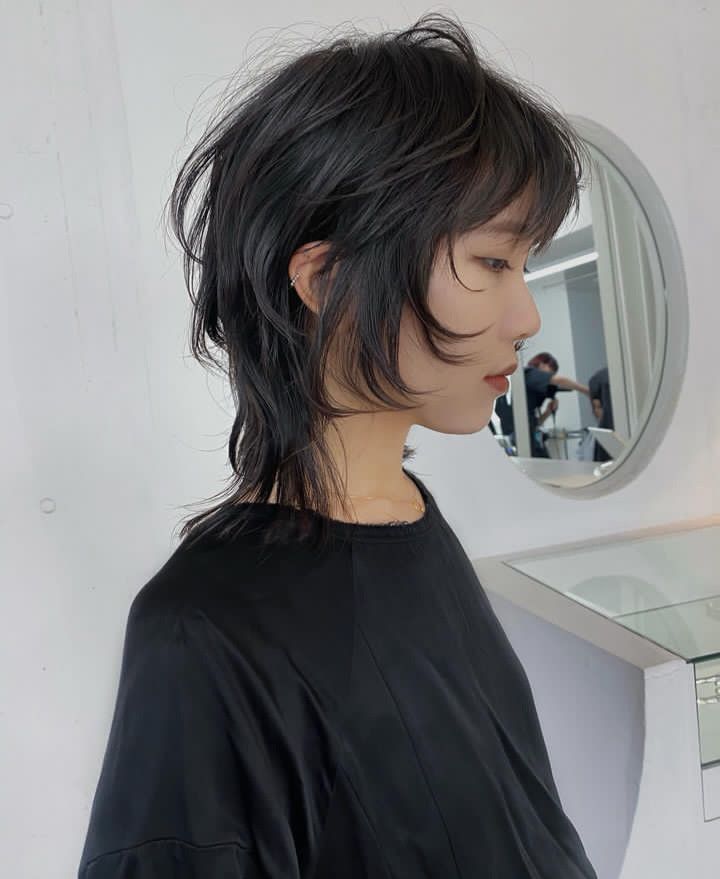 Korean Haircuts, Short Textured Hair, Korean Haircut, Androgynous Hair, Short Shag Hairstyles, Short Shag, Hair Inspiration Short, Haircut Inspiration, Shag Hairstyles