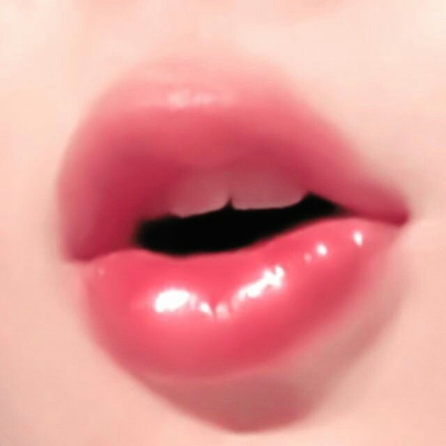 Rounded Cupids Bow Lips, Ulzzang Lips, Pink Lip Aesthetic, Jimin Lips, Cupids Bow Lips, Pink Lipstick Shades, Jimin's Lips, Lip Pictures, Anime Lips