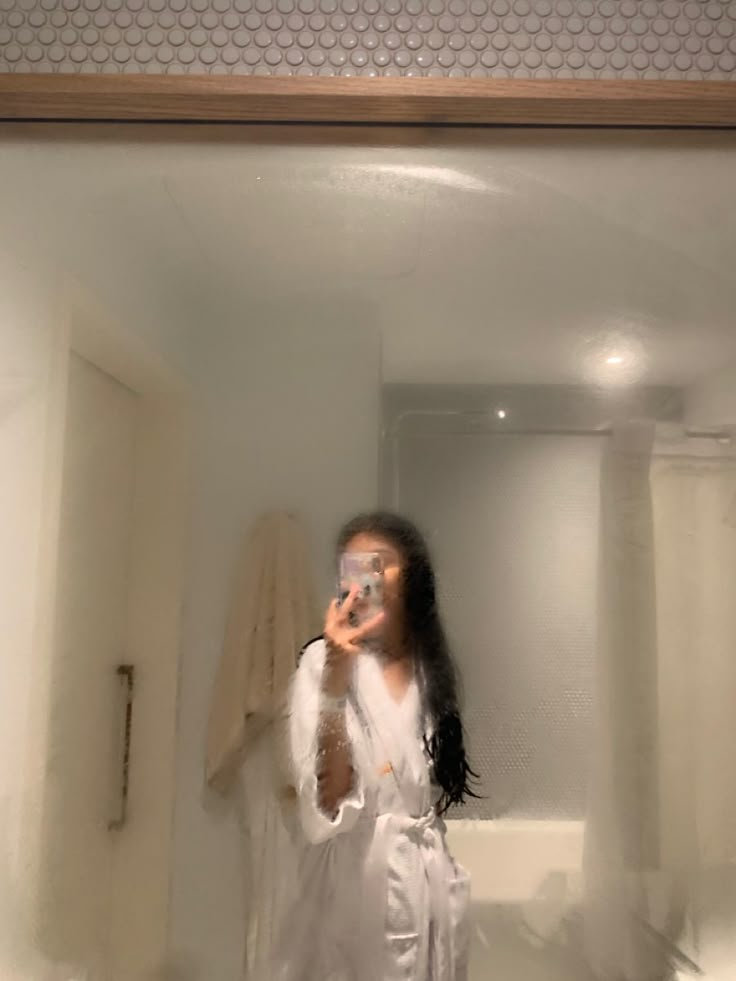 Just Got Out The Shower Pic, Shower Robe Aesthetic, Fake After Shower Snaps, Bathrobe Mirror Selfie, Bath Robe Aesthetics, Post Shower Mirror Selfie, After Bath Selfie, After Shower Aesthetic, Bathrobe Selfie