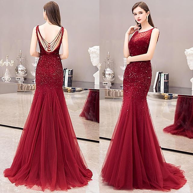 Red Ball Gowns, Prince Clothes, Hijabista Fashion, New Party Dress, Mermaid Evening Gown, Races Fashion, Queen Dress, Hi Guys, Twisted Wonderland