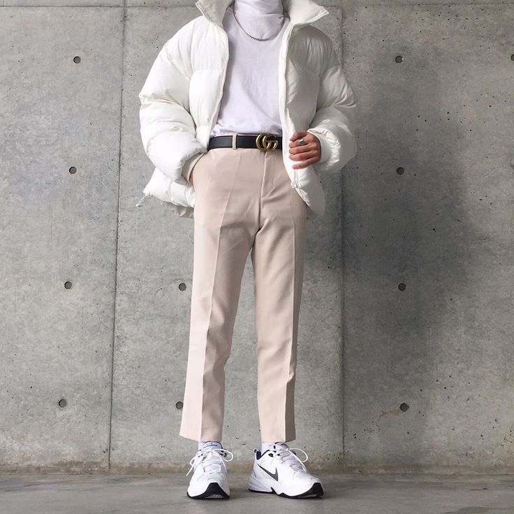 White Winter Outfits Men, White Turtle Neck Outfit Men, White Turtle Neck Outfit, High Neck Outfit, Turtle Neck Outfit Men, White Turtleneck Outfit, Turtleneck Outfit Men, White Christmas Outfit, Neck Outfit