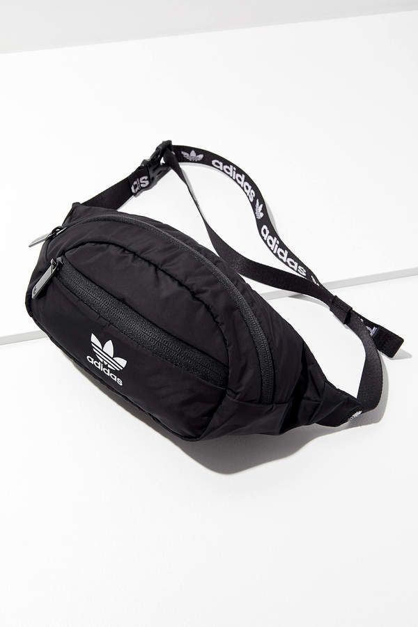 adidas National Belt Bag Bag Silhouette, Fanny Pack Fashion, Belly Bag, Waist Purse, Adidas Original, Waist Bags, Cute Bags, Medium Bags, Tote Backpack