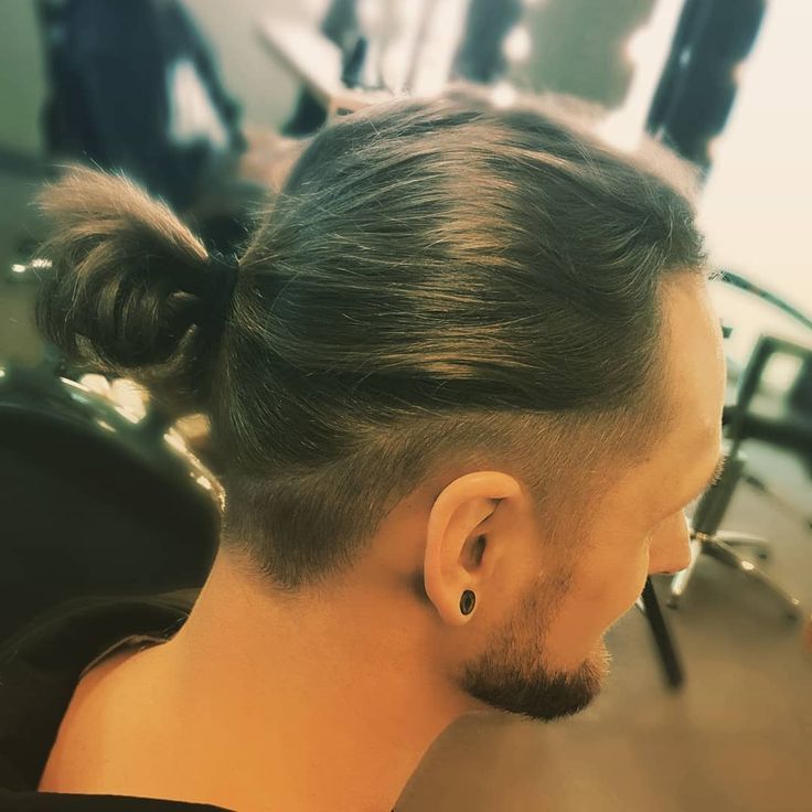 Low Undercut, Mens Long Hair Undercut, Long Long Hair, Long Hair Fade, Man Bun Haircut, Guy Haircuts, Man Bun Undercut, Undercut Hairstyles Women, Mohawk Hairstyles Men