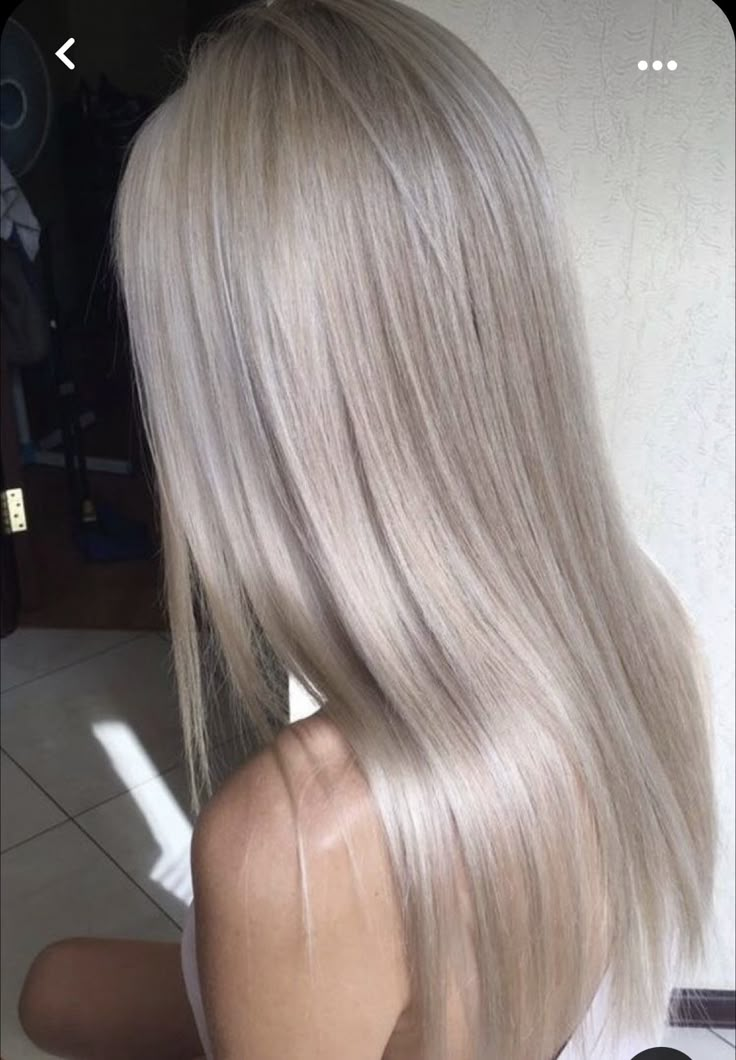 Hair Blonde Medium Length, Hair Extensions Medium Length, Medium Length Extensions, Silver Hair Styles, Blue Silver Hair, Brown Ombre Hair Color, Weft Extensions, Icy Blonde Hair, Brown Ombre Hair