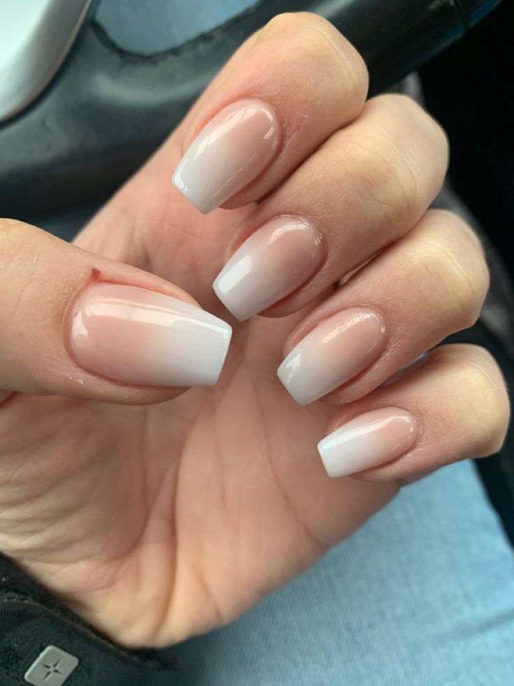 Neutral ombre nails Brown And White Ombré Nails, Short Natural Ombre Nails, Ombre Nails Brown And White, Nude French Ombre Nails, Medium Length Ombre Nails, Ombre Nails Beige, Light Brown Ombre Nails, Brown And White Ombre Nails, Simple Nails Ombre