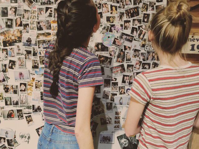 Riley + Maya Maya Hart Aesthetic, Hart Aesthetic, Maya Hart, Walburga Black, Riley Matthews, Grunge Clothes, 80s Aesthetic, Wild Hunt, Girl Meets World