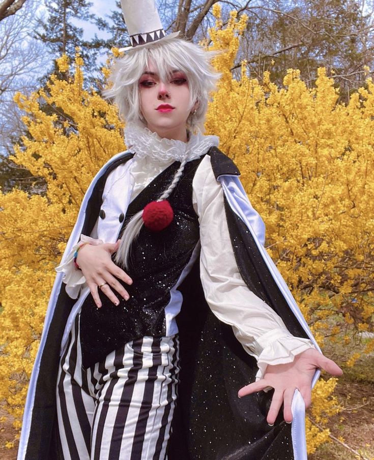 impishegg on instagram Nikolai Cosplay Bsd, Nikolai Gogol Bsd Cosplay, Nikolai Gogol Cosplay, Nikolai Cosplay, Bungou Stray Dogs Cosplay, Bungo Stray Dogs Cosplay, Bsd Cosplay, Clown Cosplay, Nikolai Gogol