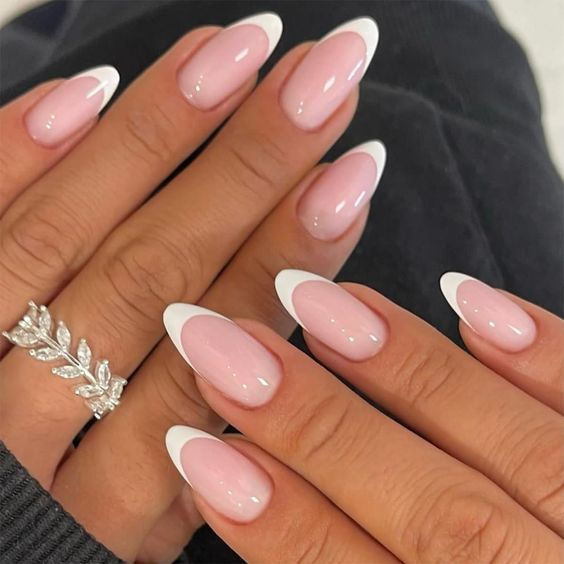 Follow @leminimacaron for more inspo ✨ Photo credits: unknown. #gelnails #leminimacaron #diynails #manicure #pedicure #gelnails #nails #manimonday #nailinspo #nailshade #viralnails #nailday #aesthetic #summernails #fallnails #backtoschoolnails #longnails #shortnails #frenchnails #almondnails #squarenails #haileybiebernails #opi #nailextensions #gelx #geltips #chromenails #nailstamper Kutek Disney, Her Nails, White Nail, Girls Nails, Stick On Nails, French Tip Nails, Nail Accessories, Cute Acrylic Nails, Nail Polishes