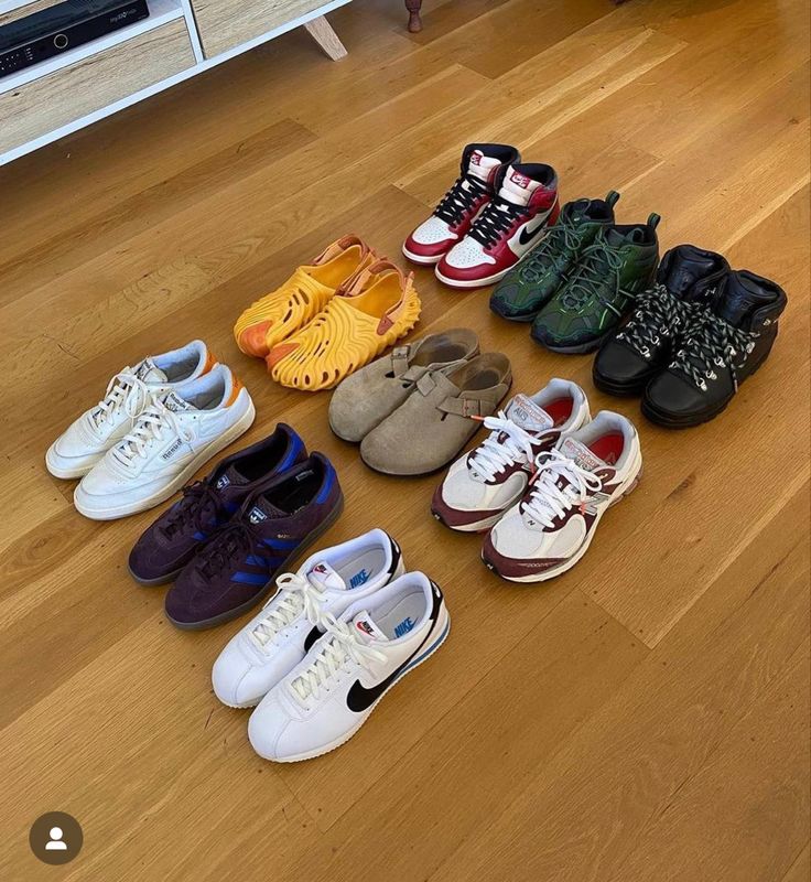 Shoe Rotation, Sneaker Rotation, Guys Fashion Casual, Guys Fashion, Streetwear Men, Shoe Inspo, Swag Shoes, Cool Fits, Streetwear Men Outfits