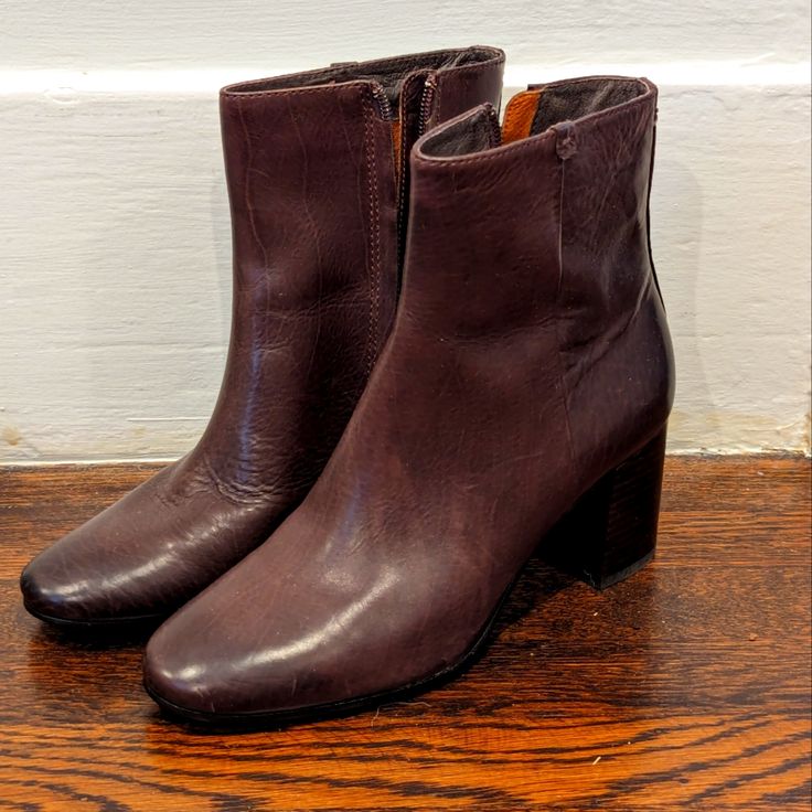 In Almost New Condition, Worn Once. Retails $398 Please See Photos For All Details Frye Shoes, Leather Booties, Bootie Boots, Ankle Boots, Size 6, Women Shoes, Boots, Leather, Women Shopping