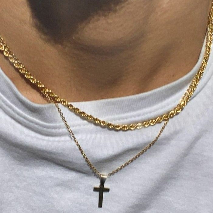 Chain Stacking Men, Gold Chain Aesthetic Men, Gold Chain Layering, Gold Pendants For Men, Chains Aesthetic, Gold Necklace For Men, Mens Gold Jewelry, Minimal Necklace, Mens Jewelry Necklace