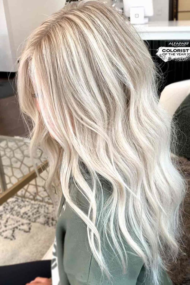 Bright Blonde All Over Color, Light Blonde Summer Hair, Bright Blonde Inspo Hair, Blonde Bright Hair, Blonde Hair Inspiration Highlights, Bright Blonde Summer Hair, Light Blonde Hair Ideas, Cool Icy Blonde Hair, Light Platinum Blonde Hair