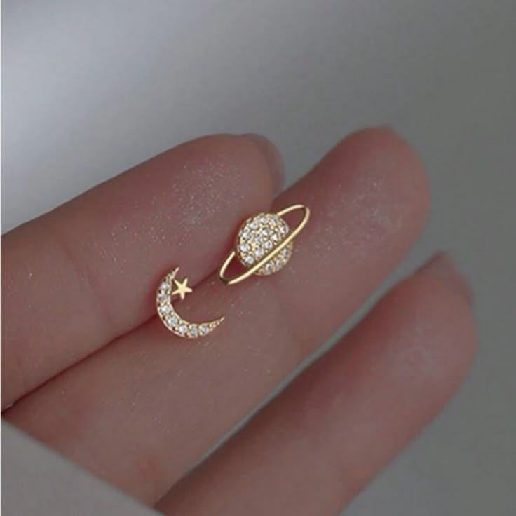 New Gold-Tone And White Rhinestones Sun And Moon Earrings 1 Pair- 1 Sun/1 Moon Moon Earrings For Teen, Accessories Sun And Moon, Moon And Sun Earrings Clay, Moon And Star Earrings Studs, Moon Studs Earrings, Planets Jewelry, Cute Earrings Studs, Moon Earrings Gold, Gold Moon Earrings