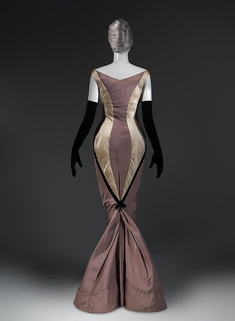 "Diamond" dress (image 5) | Charles James | American | 1957 | silk, synthetic | Brooklyn Museum Costume Collection at The Metropolitan Museum of Art | Accession Number: 2009.300.1015 James Diamond, Fashion 1940s, Charles James, 1920s Flapper Dress, Afternoon Dress, Costume Collection, Costume Institute, Vintage Inspiration, Fashion Catalogue