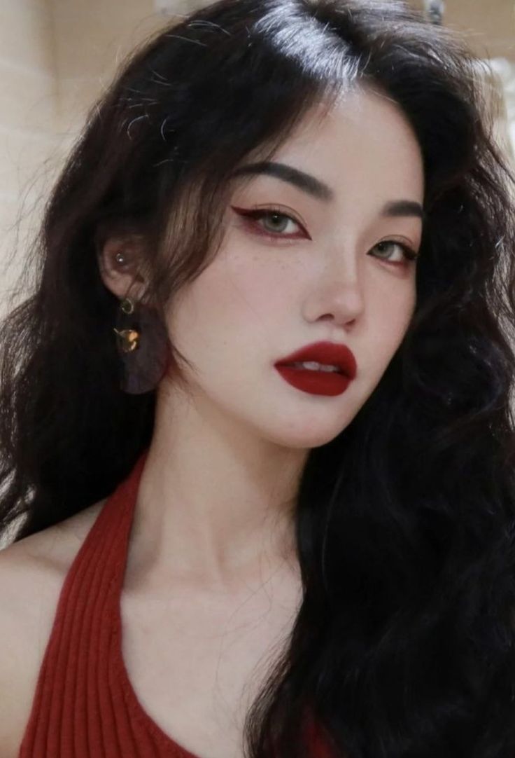 Red Lipstick Makeup Looks, Asian Makeup Looks, Best Red Lipstick, Red Lipstick Makeup, Vampire Makeup, Red Makeup, Asian Eye Makeup, Lipstick Makeup, Asian Makeup