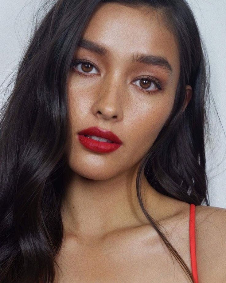 Nature Makeup Looks, Filipina Makeup, Red Lipstick Looks, Nature Makeup, Red Lips Makeup Look, Liza Soberano, Red Lip Makeup, Batons Matte, Red Lip