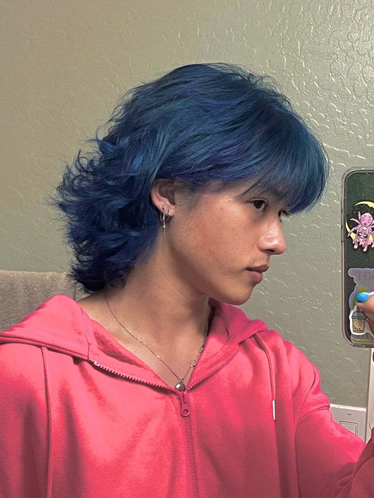 Blue Shag Hair, Blue Hair Mullet, Blue Mullet, Mullet Shag, Shag With Bangs, Navy Blue Hair, Short Mullet, Blue Dye, Hair Haircuts