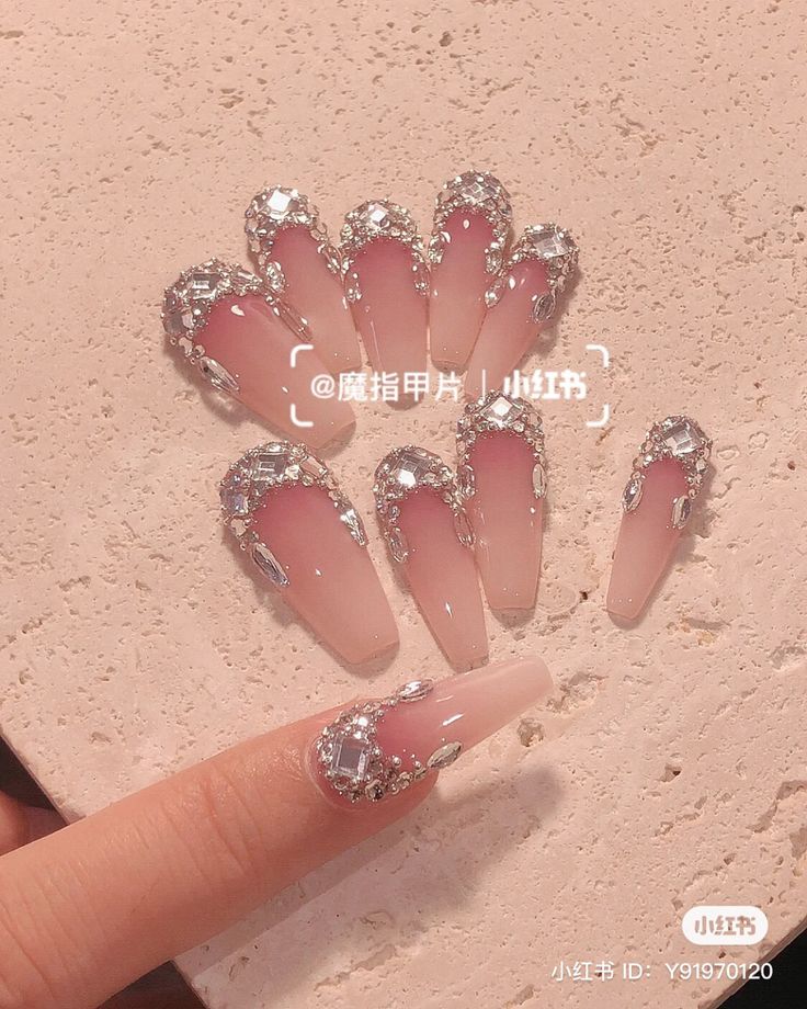 Wedding Nails Luxury, Korean Nail Art Gems, Crystal Nails Designs, Ootd Instagram, Asian Nails, Beauty Nails Design, Really Cute Nails, Nail Swag, Kawaii Nails