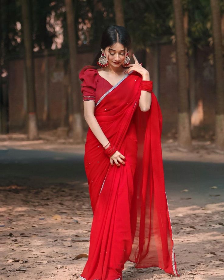 Saree
Red saree
Bangladeshi dress
Bangladeshi girl
Red dress
Asian traditional dress Saree Dpz Girl, Bangladeshi Girls Dp, Poses In Saree For Photoshoot, Girl Saree Dp, Bride Possess, Sari Pic, Simple Saree Designs, Bollywood Hairstyles, Saree Poses