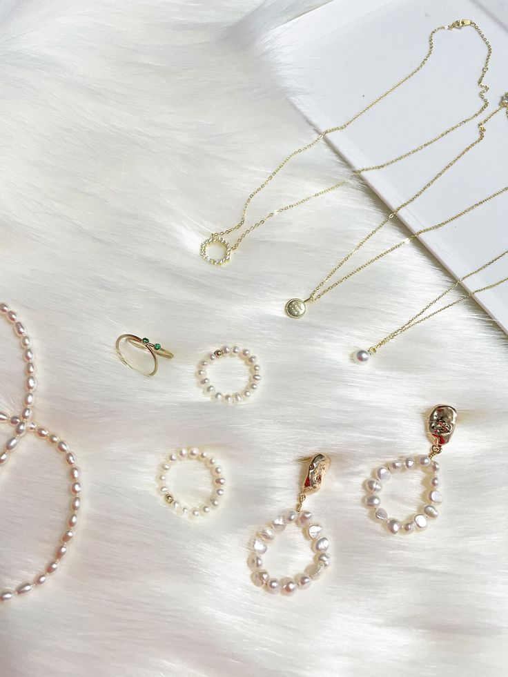 DESCRIPTION: * The price listed is only for one piece necklace * Length: 16'' * Metal: 14k gold filled * Pearl type: freshwater pearls * Pearl color: white * Pearl shape: round button/rice shape * Pearl size: 3 / 4mm * Pearl skin: clean (with natural growth patterns) * Pearl luster: medium to high * Sensitive skin-friendly and tarnish free White Minimalist Necklace For Everyday Elegance, Minimalist White Necklace For Everyday Elegance, Classic Jewelry With Pearl Charm, Everyday Akoya Pearl Necklace With Pearl Charm, Classic Everyday Pearl Drop Jewelry, Simple Everyday Jewelry With Pearl Charm, Delicate White Necklace For Everyday Elegance, Elegant White Jewelry For Everyday Wear, Elegant White Jewelry For Everyday