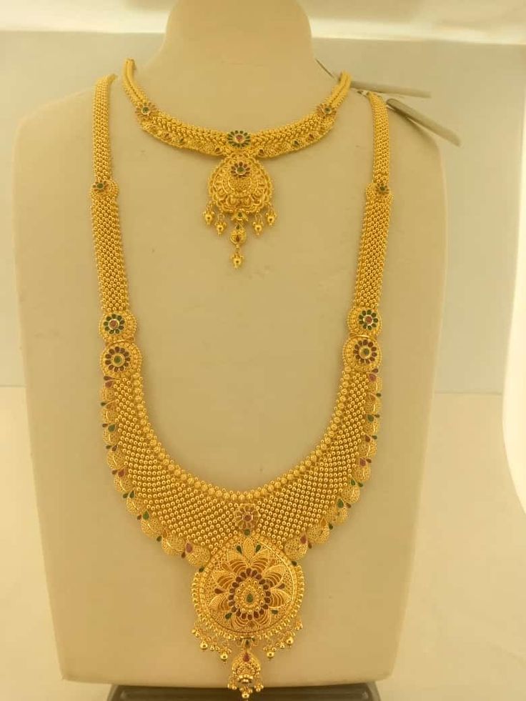 Gold Necklace & Haram Designs wt 150gms Indian Gold Necklace Designs, Haram Designs, Wedding Jewelry Sets Bridal Jewellery, Circle Mehndi, Masha Allah, Gold Pendent, Bridal Necklace Designs, Gold Jewels Design, Neck Pieces Jewelry