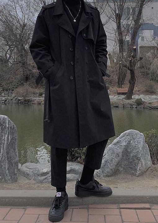 Aesthetic Fancy Outfit Men, Topcoat Men Outfit, Black Masculine Outfits, Modern Assassin Outfit Design Male, Fancy Grunge Outfits Men, Dark Clothes Men, Black Aesthetic Outfits Men, Overcoat Outfits Men, Gothic Male Outfit