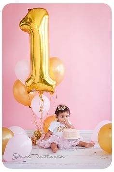 Jenn Tuttle Loveographer Baby Photographer First Birthday Balloons, 1st Birthday Pictures, 1st Birthday Photoshoot, First Birthday Pictures, 1st Birthday Photos, Foto Baby, Baby 1st Birthday