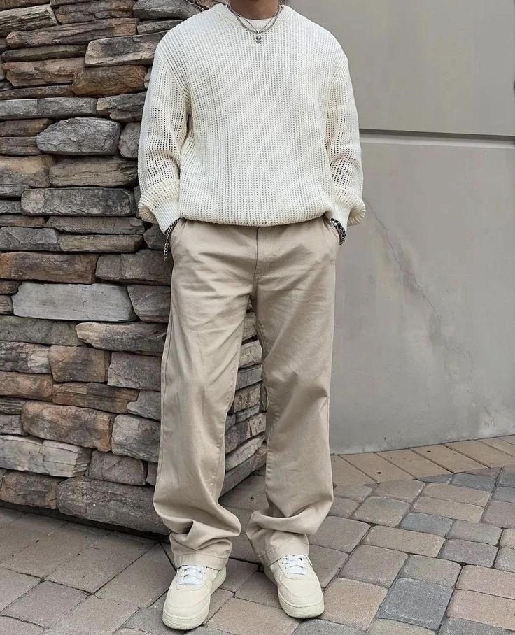 Black And White Outfit For Men, Wool Sweater Outfit, Outfit Ideas Brown, Cream Pants Outfit, Cream Sweater Outfit, Boyfriend Hair, White Outfit For Men, Outfits For Him, Fits For Guys