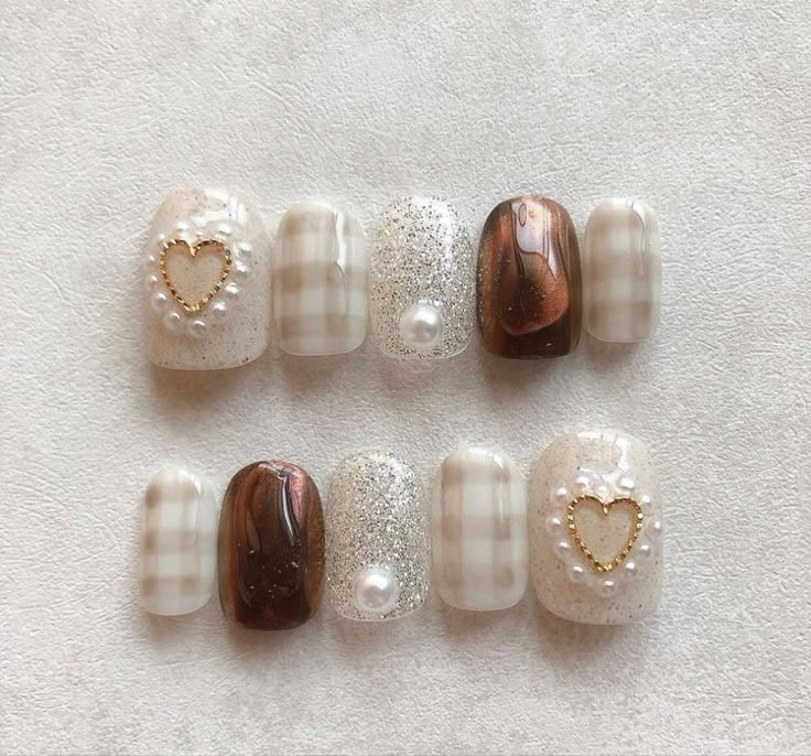 Asian Nails, Korean Nails, Minimal Nails, Pretty Gel Nails, Really Cute Nails, Gold Hearts, Pearl Nails, Cute Gel Nails, Soft Nails