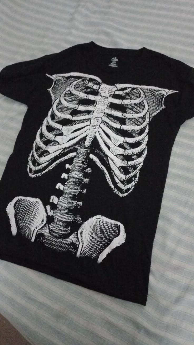 #rawalism #mahapurish #skeleton #skeletonshirt #shirt #shirts #blackwhiteshirt #scaryshirt #tshirt #tshirts #ELO #shopping #snap #snapchat #snapstreaks #snapstreak #streaks #snaps #skeletontshirt #instastories #instastory #graphictshirt #skeletonprint #horrorshirt #clothing #fashion #casualtshirt #bones #bone Skeleton Design Tshirt, Skeleton Tshirt Design, Bleach Skeleton Shirt, Sigma Outfit, Barrel Costume, Skeleton Shirt Outfit, Rib Cage Drawing, Bleach Shirt Design, Bleach Shirt Ideas