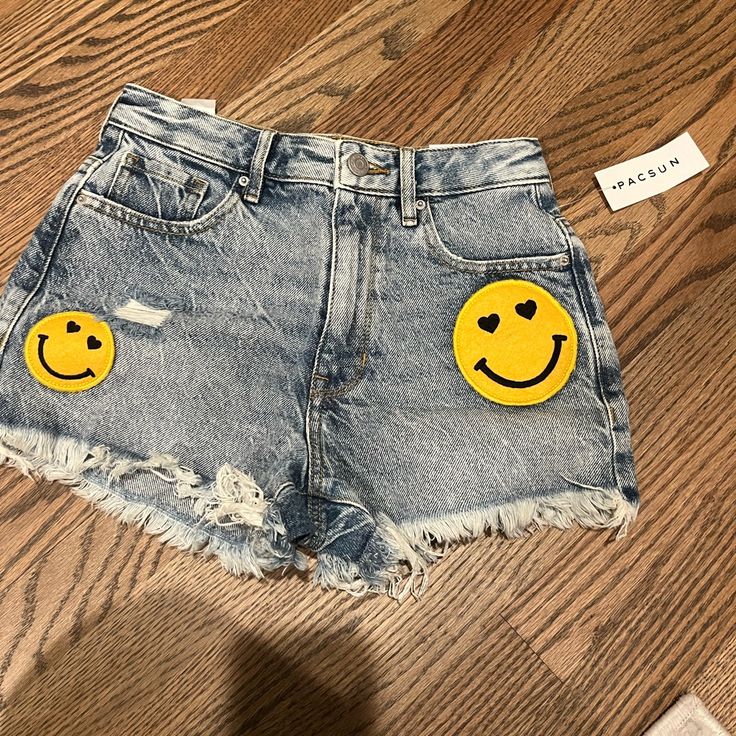 Heart Eyes For These Shorts Quite Literally! Pacsun Jean Shorts With Heart Eye Smiley Patches Never Worn Nwt Fun Short Bottoms For Vacation, Playful Yellow Shorts For Spring, Playful Shorts For Summer Day Out, Playful Shorts For A Summer Day Out, Playful Yellow Summer Shorts, Playful Yellow Spring Shorts, Cute Yellow Shorts For Spring, Fun Relaxed Fit Shorts, Playful Bottoms With Pockets For Vacation