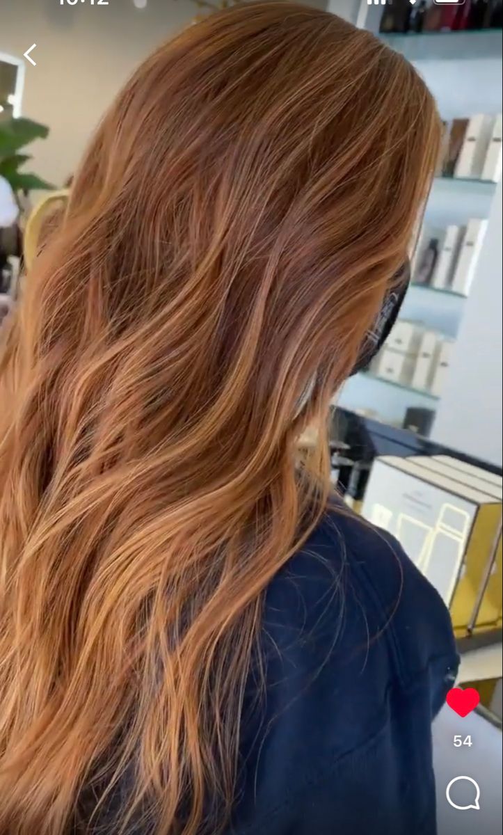 Strawberry Auburn Balayage, Lowlights For Gingers, Natural Red Head With Low Lights, Auburn Hair Balayage Blonde, Dark Blonde Hair With Auburn Lowlights, Low Lights For Red Heads, Red Toner Over Blonde Highlights, Cinnamon Gold Hair Color, Ginger Hair With Low Lights