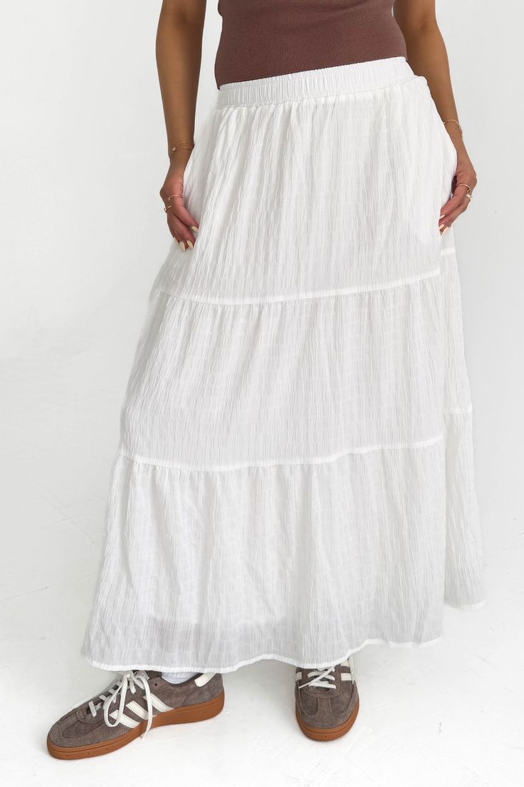 Lovely Day Skirt Vintage White Skirt, White Tiered Skirt, White Flowy Skirt, Long White Skirt, Cancun Outfits, Japan Outfits, White Linen Skirt, White Maxi Skirt, White Long Skirt