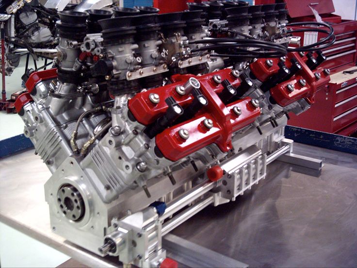 an engine is shown in the process of being assembled